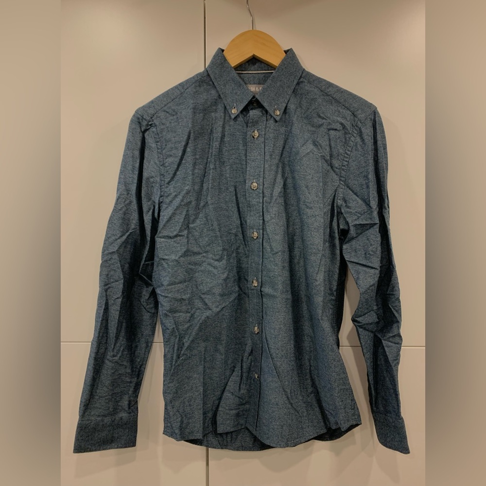 Ash & Erie blue button down shirt men’s small slim